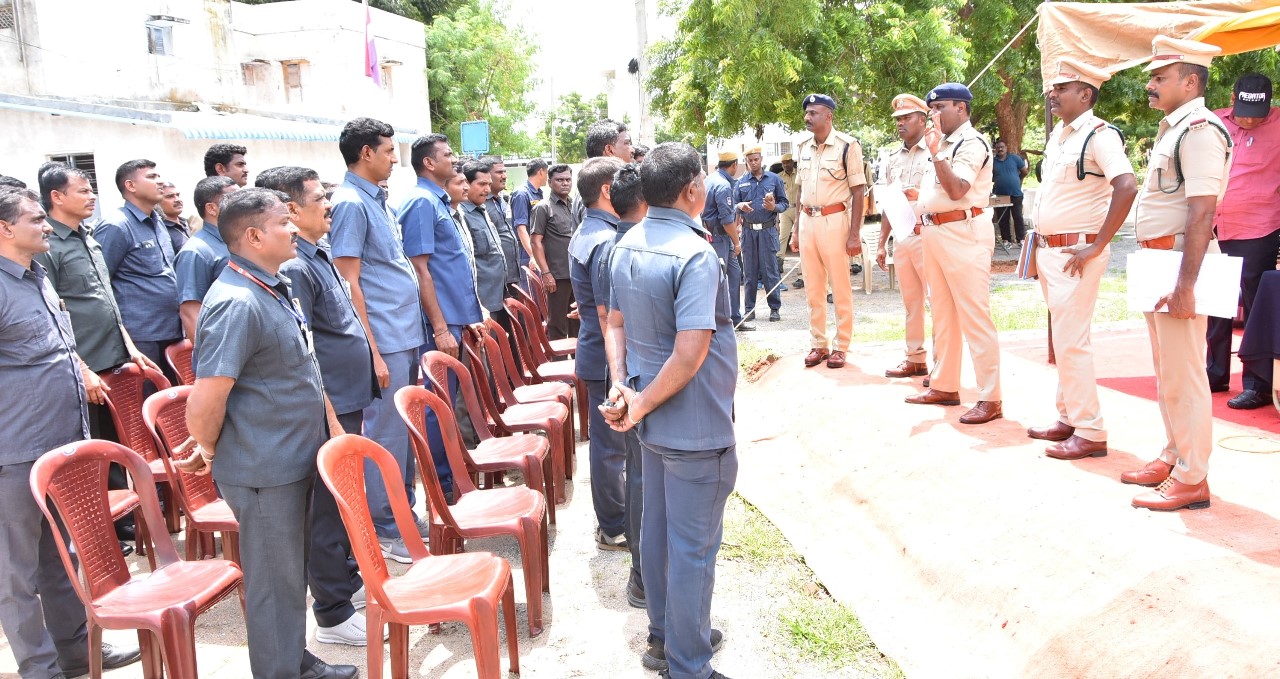 Ramagundam Police Vehicels1