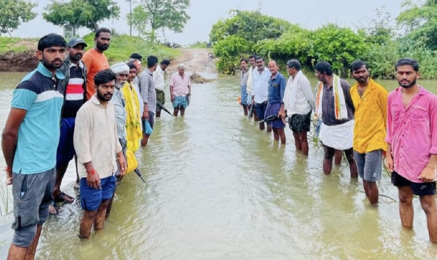 Papayyapalli : హైలెవెల్ వంతెన నిర్మించాలని నిరసన