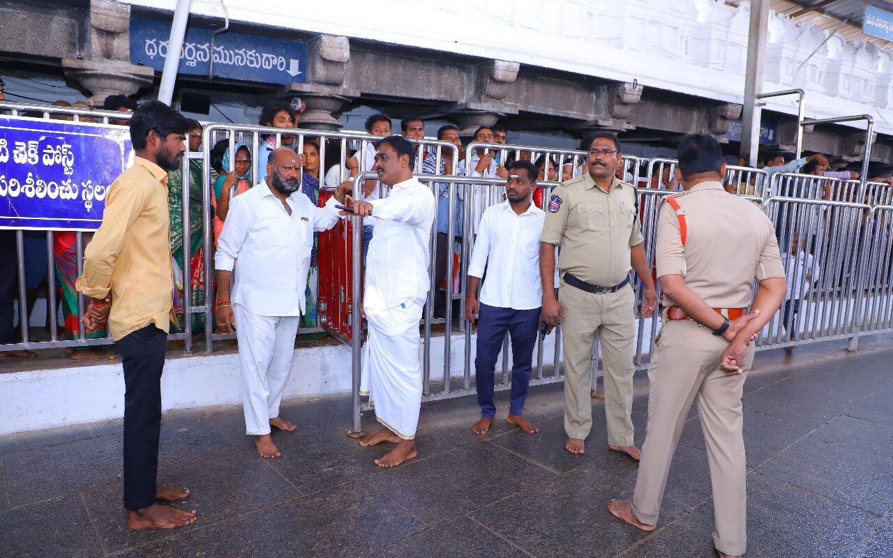 Rajanna Temple EO